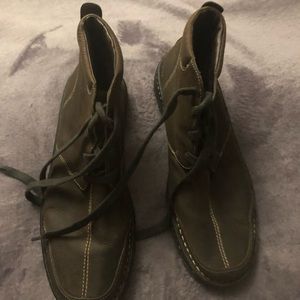 Cole Han Men’s Leather Boots (Barely Used)